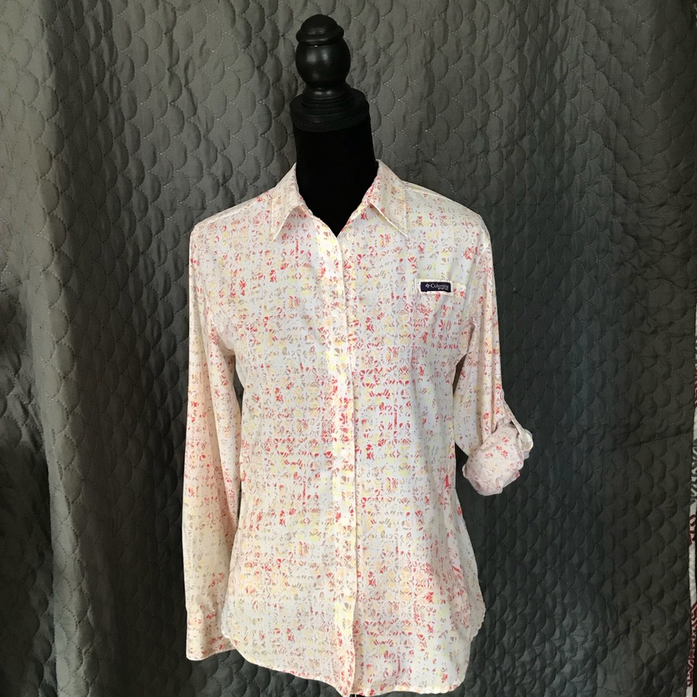 Women’s Columbia PFG shirt